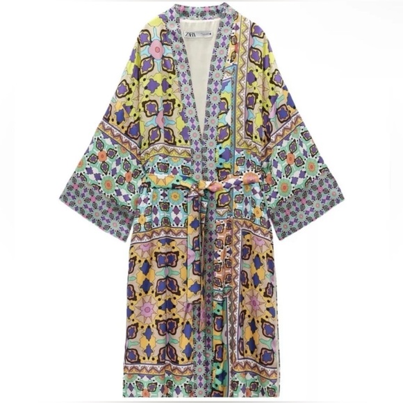 Multicolor Printed Zara Belted Kimono Blouse - Picture 3 of 9